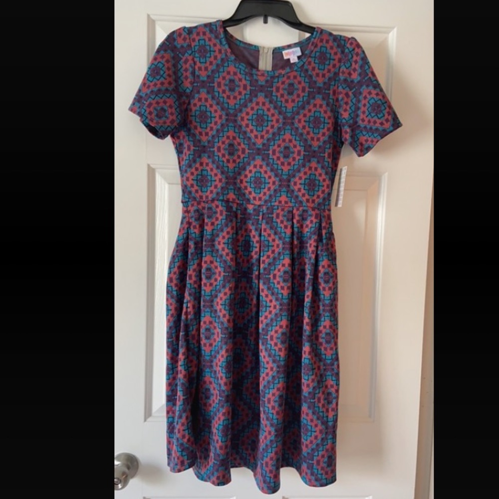 Lularoe Amelia medium